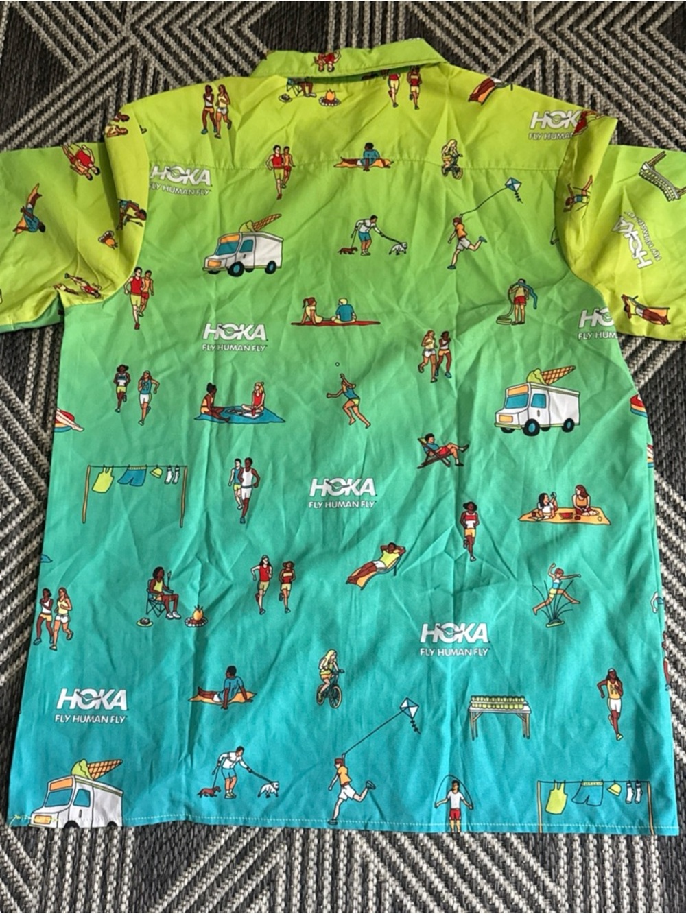 Rare- Hoka Hawaiian Button Up Medium Short Sleeve Beach Fly Human Fly - Picture 7 of 7